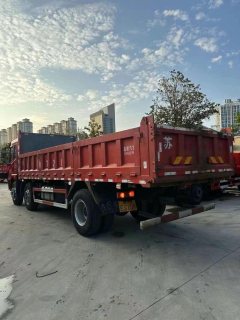 Dayun Fengchi 240 hp 6X2 7.5 m - фото 5