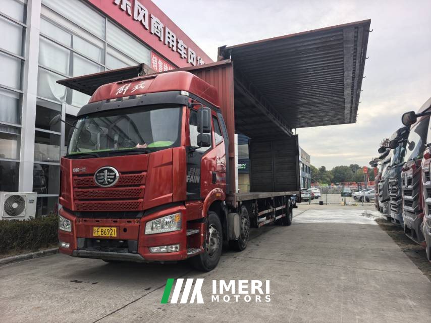 2019 FAW Jiefang J6P 280 hp 6X2 9.5 m