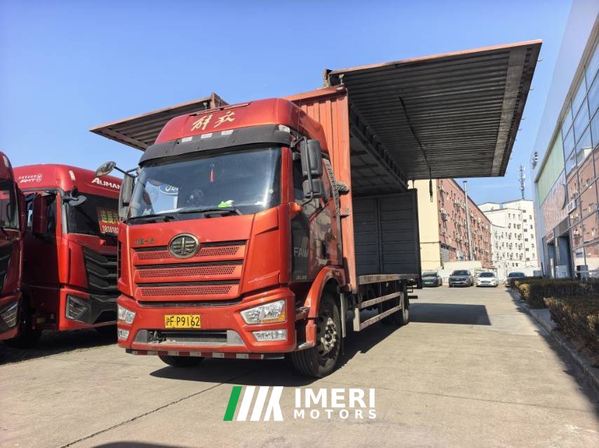 2021 FAW Jiefang J6L 220 hp 4X2 8 m