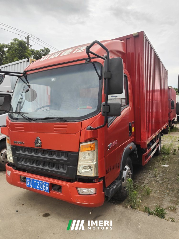 2022 SINOTRUK HOWO Light Duty Truck Dream Chaser 130 hp 4X2 4.15 m