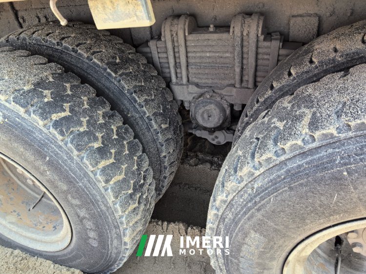 Dongfeng Tianjin 310 hp 8X4 7.6 m - грузовик из Китая