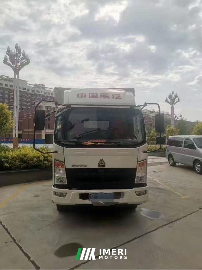 SINOTRUK HOWO Light Duty Truck Hanjiang 129 hp 4X2 - грузовик из Китая