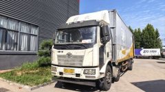 FAW Jiefang J6L 320 hp 6X2 9.6 m - фото 1