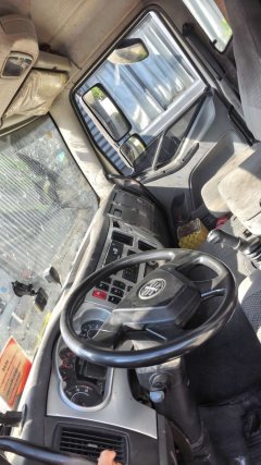FAW Jiefang J6L 320 hp 6X2 9.6 m - фото 2