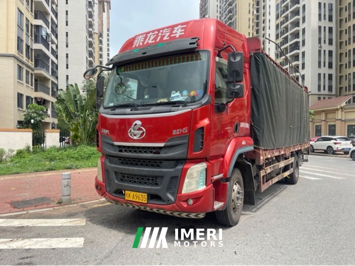2019 Dongfeng Liuzhou Chenglong H5 220 hp 4X2 6.8 m