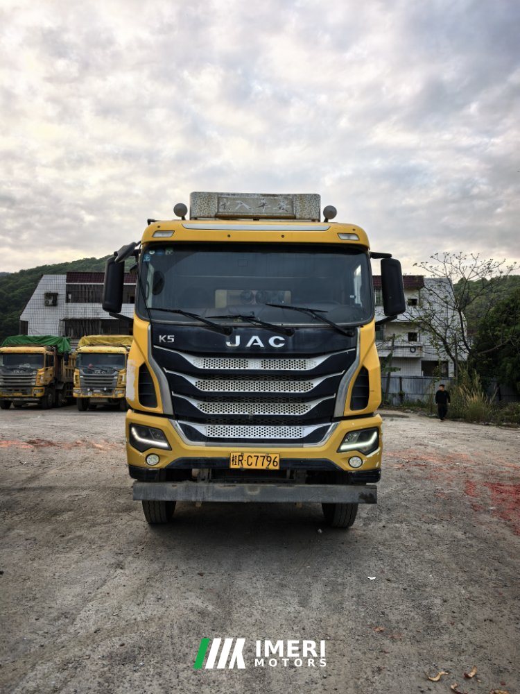 JAC Gallop GAC Higer K5 430 hp 8X4 8 m - грузовик из Китая