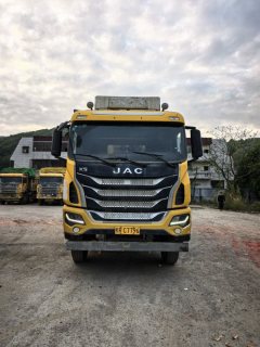 JAC Gallop GAC Higer K5 430 hp 8X4 8 m - фото 1