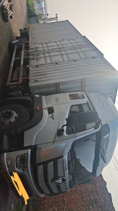 Foton AR 220 hp 4X2 7.8 m - фото 2