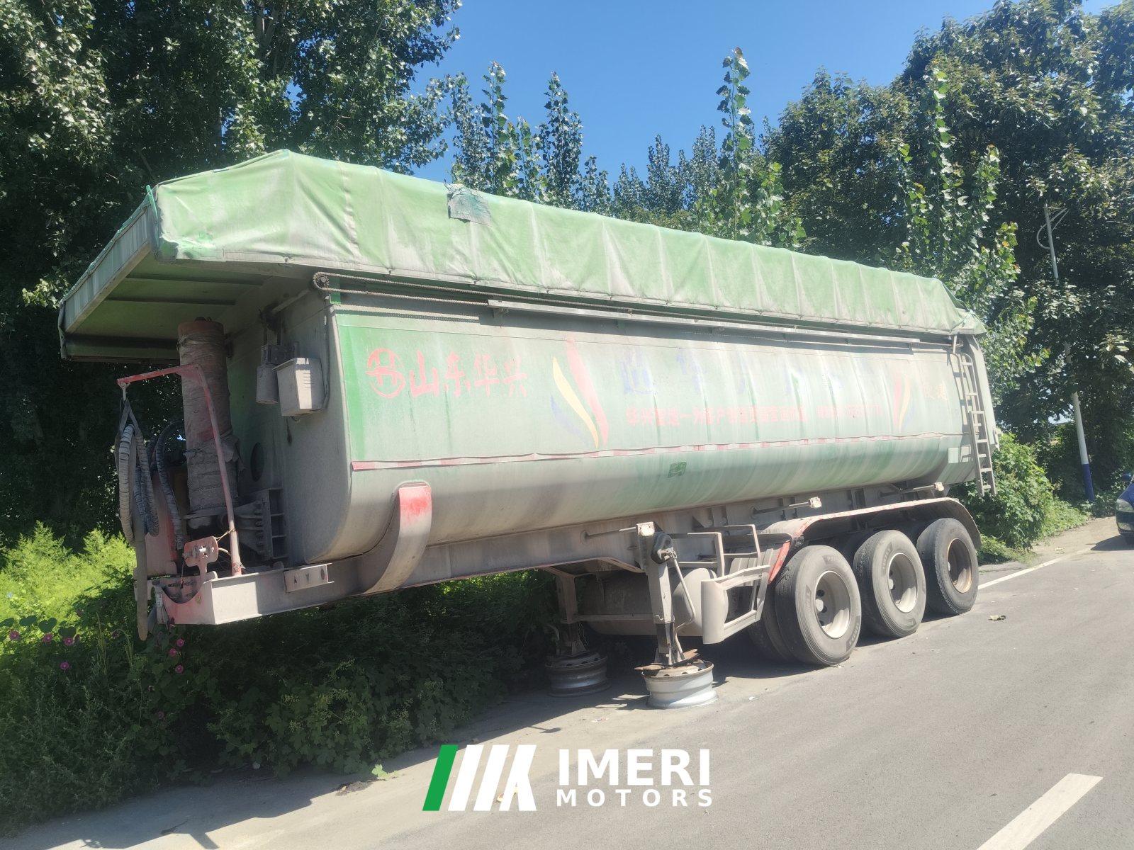 2025 9.6 m x2.55 m 3 semi-trailer