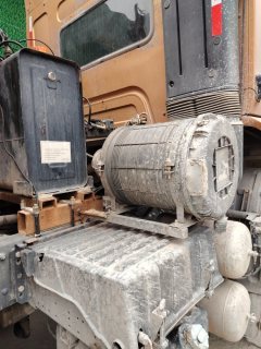 Dongfeng Liuzhou Chenglong H5 460 hp 6X4 - фото 3