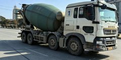 Zoomlion Sinotruk HOWO chassis 350 hp 8X4 - фото 1