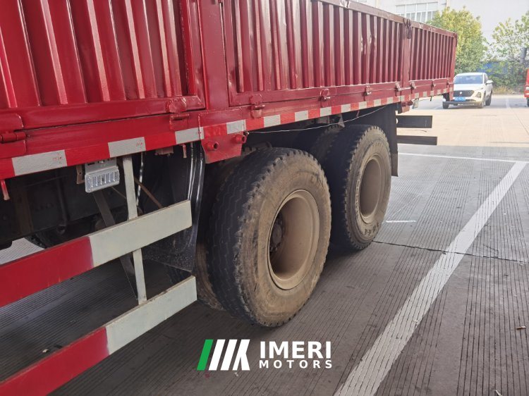 2018 JAC Gallop GAC Higer K5 310 hp 8X4 9.6 m