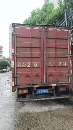 SINOTRUK HOWO Light Duty Truck Hanjiang M 140 hp 4X2 4.15 m - фото 3