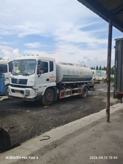 water truck / Dongfeng - фото 1