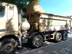 United Trucks U 380 hp 8X4 5.6 m - фото 2