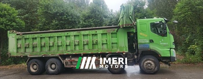 Dongfeng Liuzhou Chenglong H7 400 hp 8X4 8.2 m - грузовик из Китая