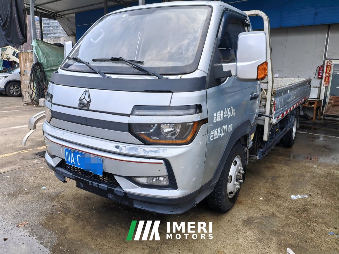 SINOTRUK HOWO Light Duty Truck 115 hp 4X2 3.95 m - грузовик из Китая