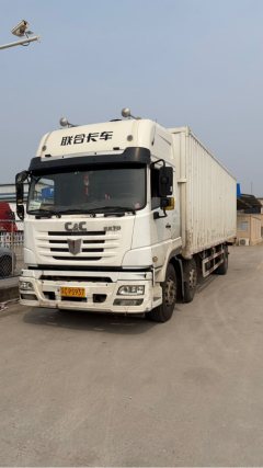 United Trucks E 270 hp 6X2 9.6 m - фото 8
