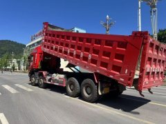 SAIC Hongyan Genlyon 560 hp 8X4 7.6 m - фото 2