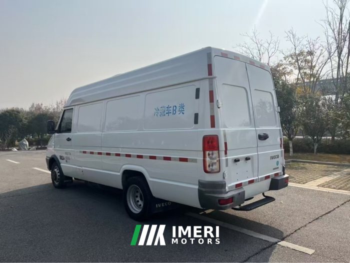 2020 Iveco Daily 333 hp 4X2 3.3 m