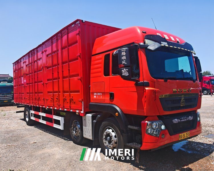 2023 Sinotruk HOWO TX7 350 hp 6X2 9.52 m
