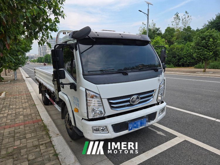 2020 SAIC Yuejin X 143 hp 4X2 4.17 m