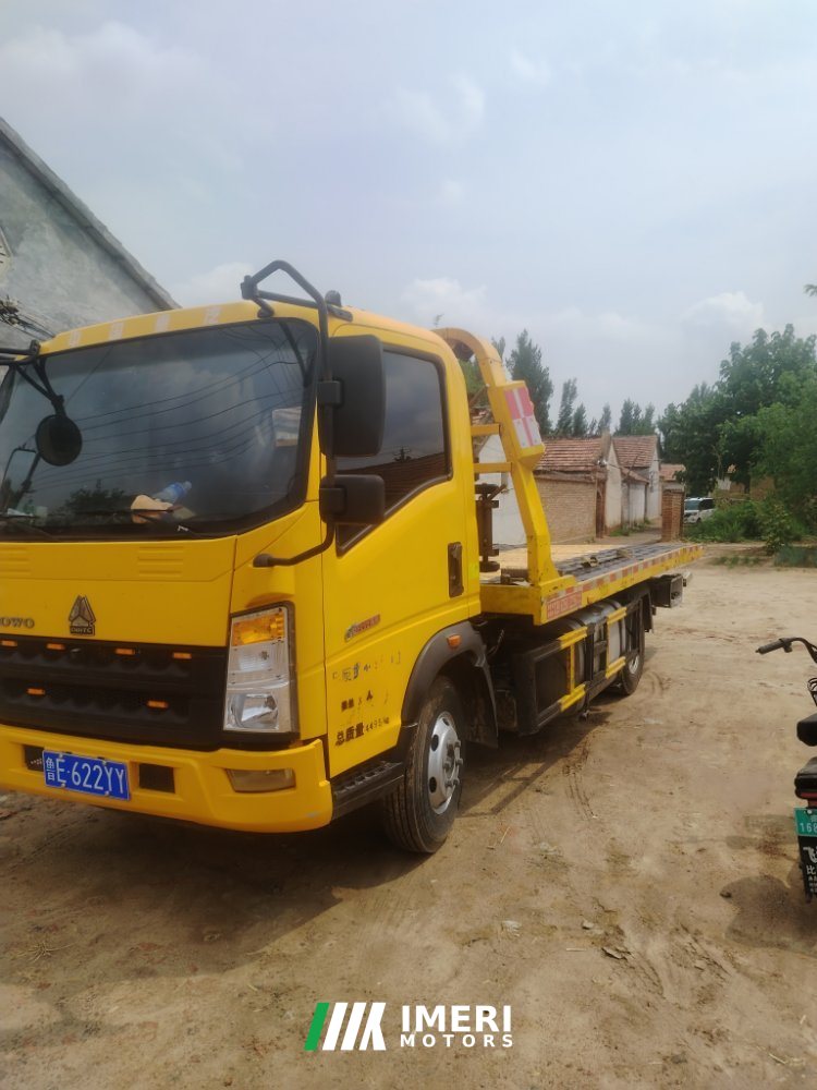 SINOTRUK HOWO Light Duty Truck Hanjiang 130 hp 4X2 5.1 m - грузовик из Китая