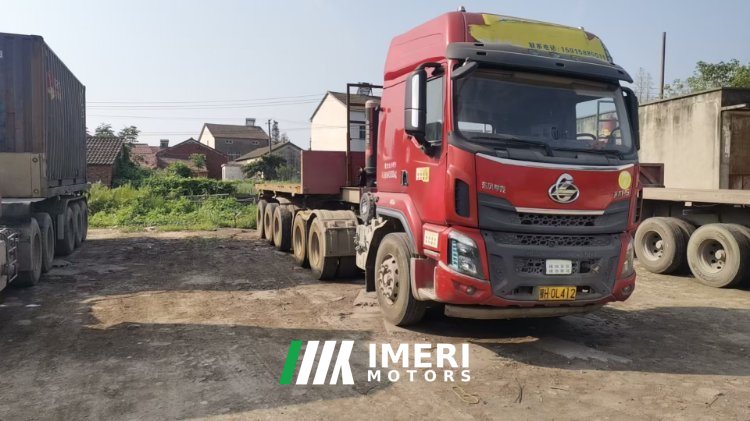 Dongfeng Liuzhou Chenglong H5 430 hp 6X4 - грузовик из Китая