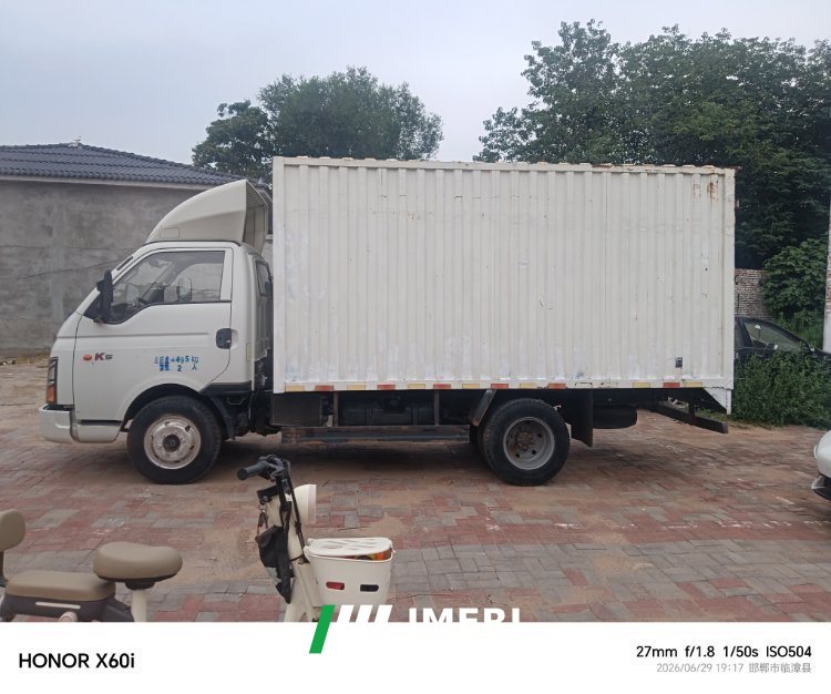 JAC J3 130 hp 4X2 4 m - грузовик из Китая