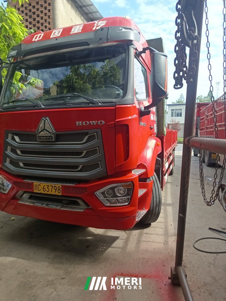 2022 Sinotruk HOWO TX7 280 hp 6X2 9.52 m