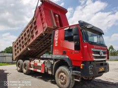 SAIC Hongyan Genlyon 560 hp 6X4 6 m - фото 2