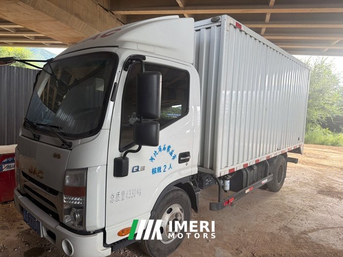 JAC Shuailing Q3 120 hp 4X2 3.08 m - грузовик из Китая