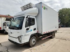Karry m 4X2 4.2 m - фото 1