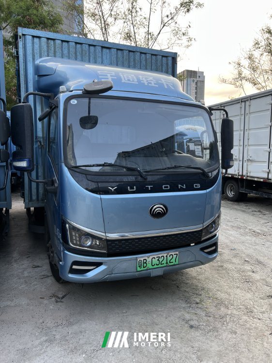 Yutong T5 4.2 m - грузовик из Китая
