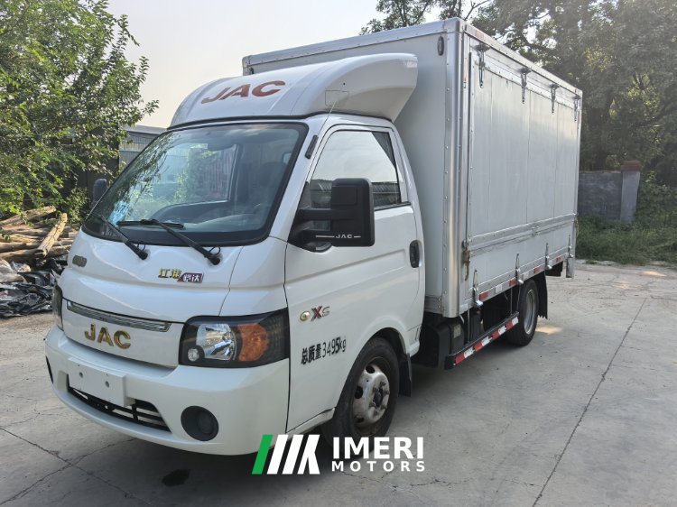 JAC X5 120 hp 4X2 3.5 m - грузовик из Китая