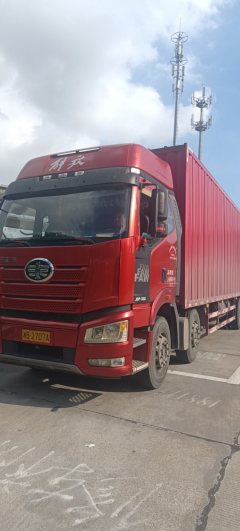 FAW Jiefang J6P 280 hp 6X2 9.5 m - фото 2