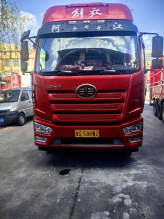 FAW Jiefang J6L 260 hp 4X2 6.8 m - фото 1