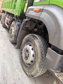 Sinotruk HOWO V7-X 350 hp 8X4 5.6 m - фото 7
