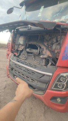 Dongfeng Liuzhou Chenglong H7 460 hp 6X4 - фото 1