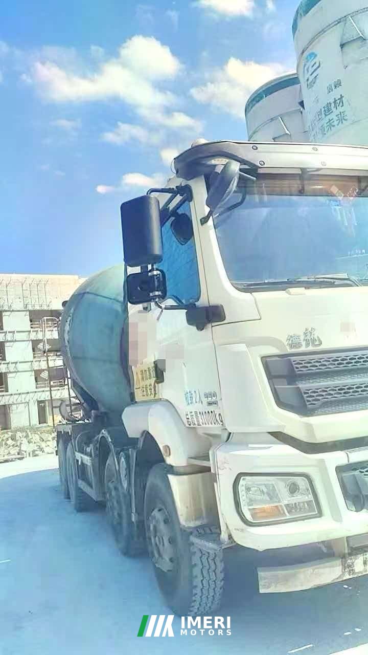 2020 Shacman X6 350 hp 8X4
