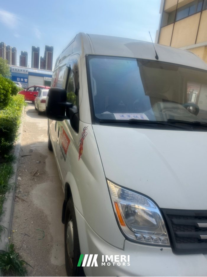 2026 Maxus V80 125 hp