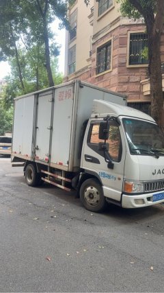 JAC Junling E5 130 hp 4X2 3.82 m - фото 2
