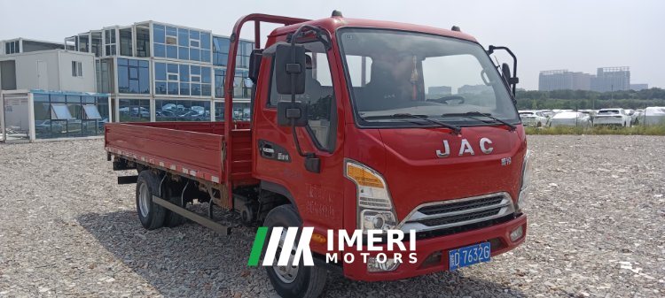 2021 JAC J5 132 hp 4X2 4.18 m