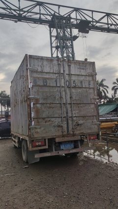 Foton Aumark S3 156 hp 4X2 4.14 m - фото 2