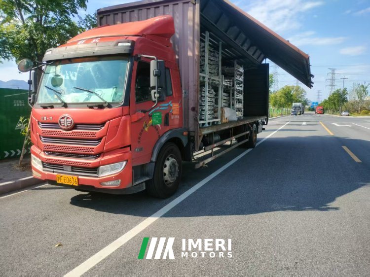 FAW Jiefang V 220 hp 6X2 9.6 m - грузовик из Китая