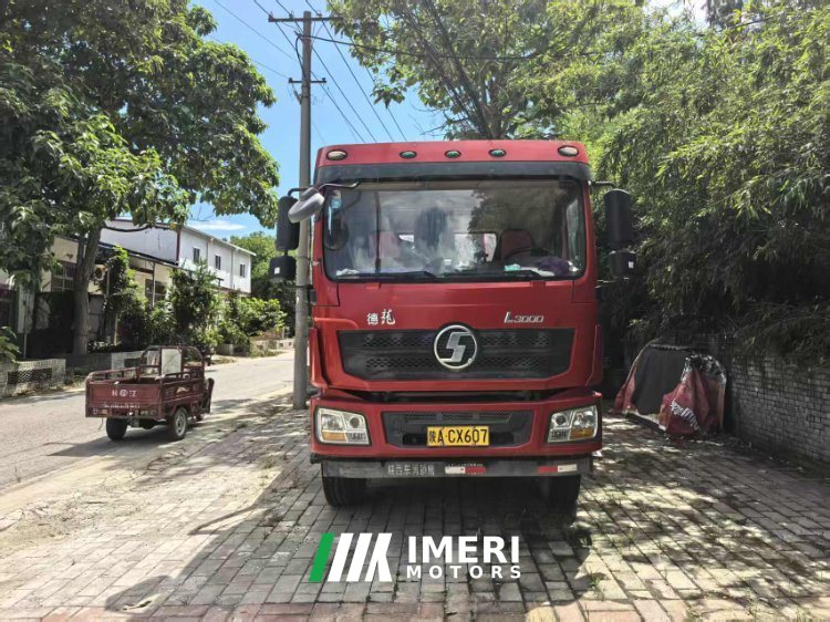 2022 Shacman Delong L3000 240 hp 4X2 6.8 m