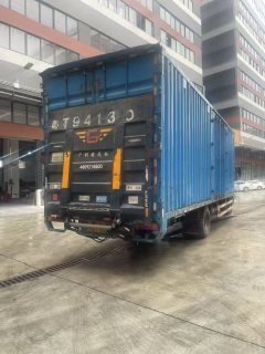 Dongfeng Tianlong 270 hp 6X4 - фото 3