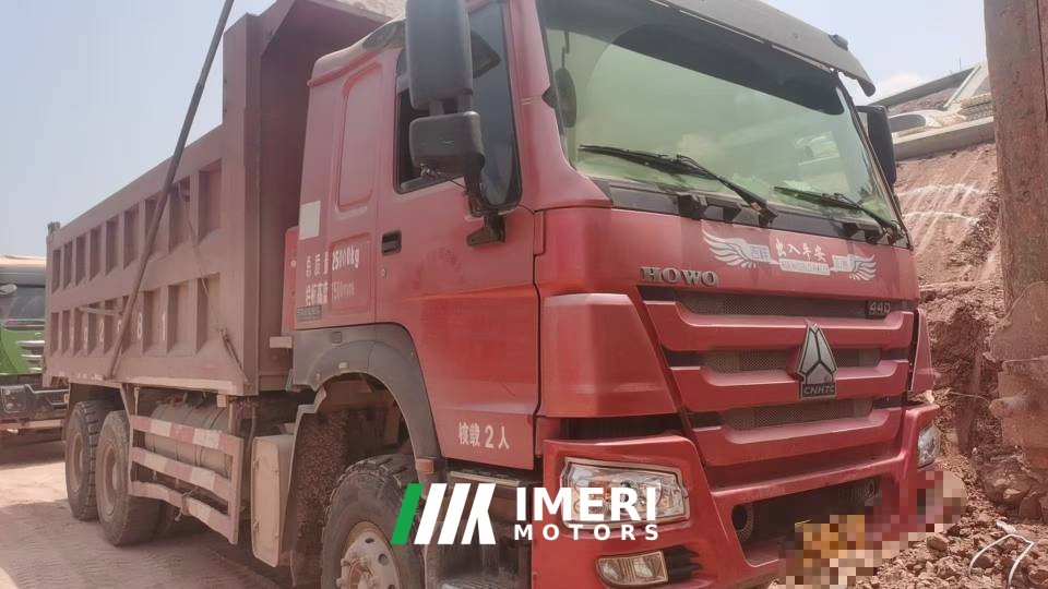 Sinotruk HOWO HOWO-7 440 hp 6X4 6.3 m - грузовик из Китая
