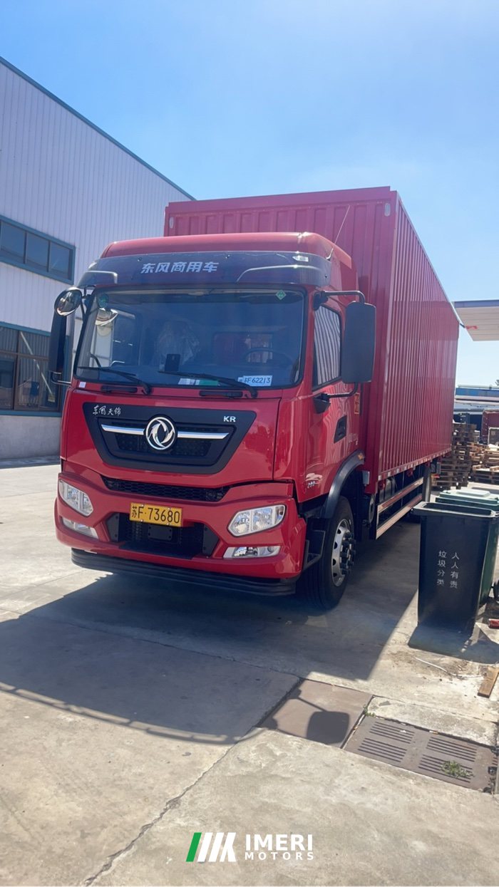 Dongfeng Tianjin KR PLUS 290 hp 4X2 8 m - грузовик из Китая