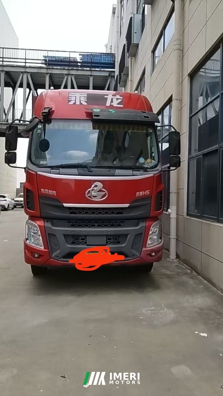 2020 Dongfeng Liuzhou Chenglong H5 220 hp 4X2 9.6 m